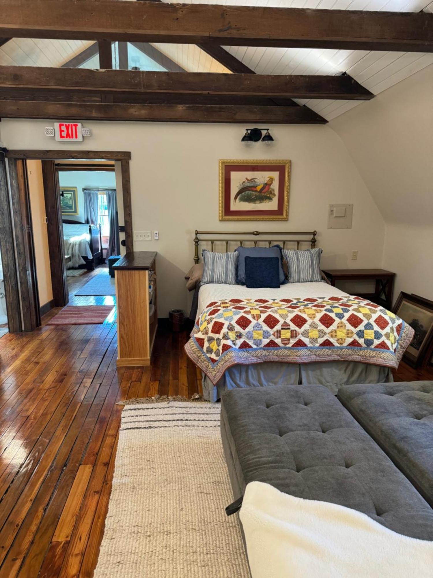 Scottdale South Broadway Manor B&B - Near Fallingwater, Ohiopyle State Park, Hiking & Biking Trails Gap מראה חיצוני תמונה