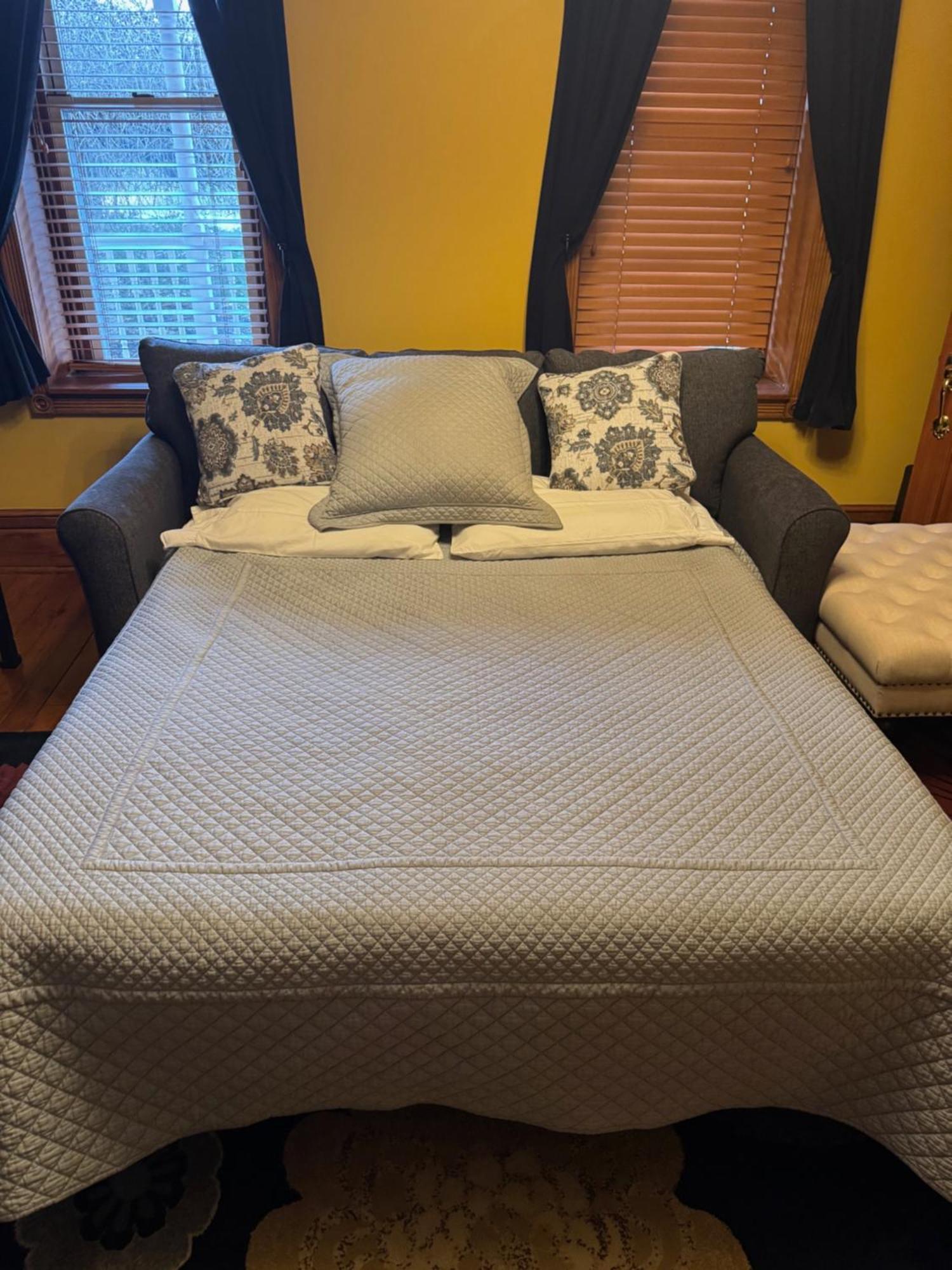 Scottdale South Broadway Manor B&B - Near Fallingwater, Ohiopyle State Park, Hiking & Biking Trails Gap מראה חיצוני תמונה